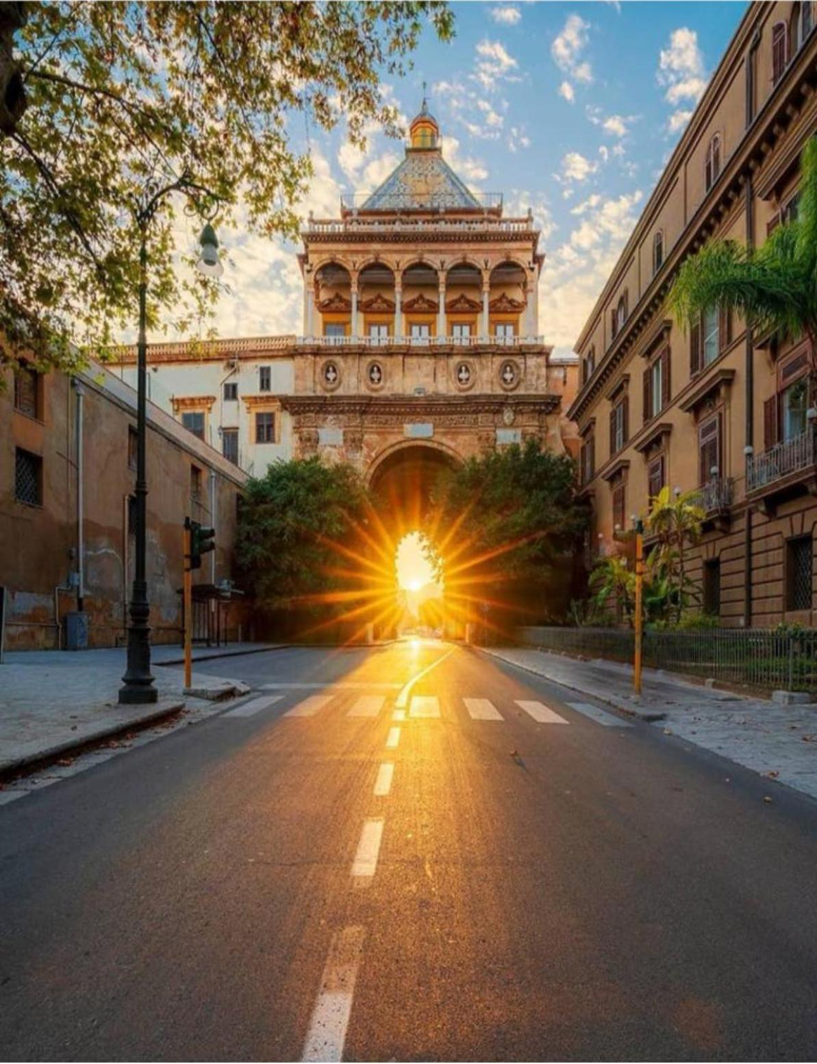 Hola Cathedral House Lejlighed Palermo Eksteriør billede